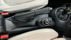 MINI Hatchback 1.5 Cooper Exclusive 3dr Auto Petrol Hatchback